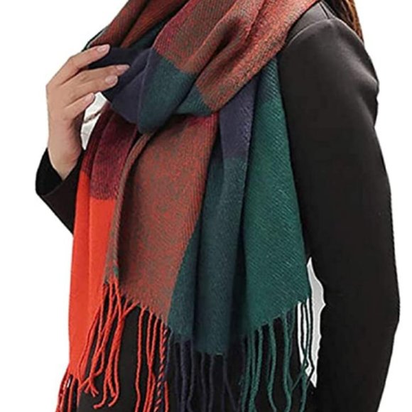 NWOT Women's Long Scarf - Picture 3 of 11